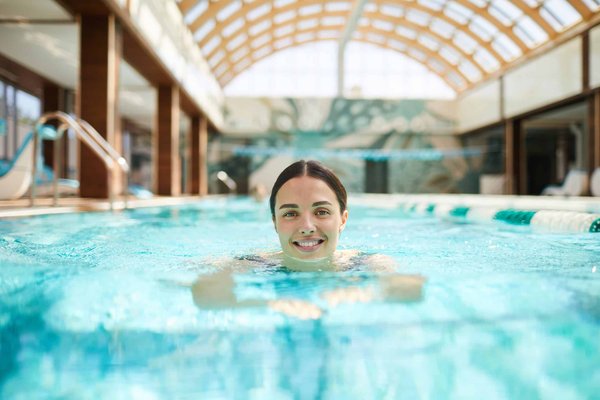 Spas de nage : l'essentiel à savoir sur ces installations aquatiques et de bien-être