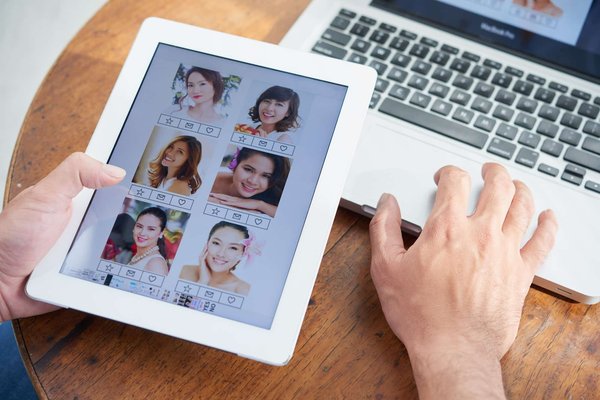 Pourquoi s'inscrire dans un site de rencontres pour personnes transgenres?